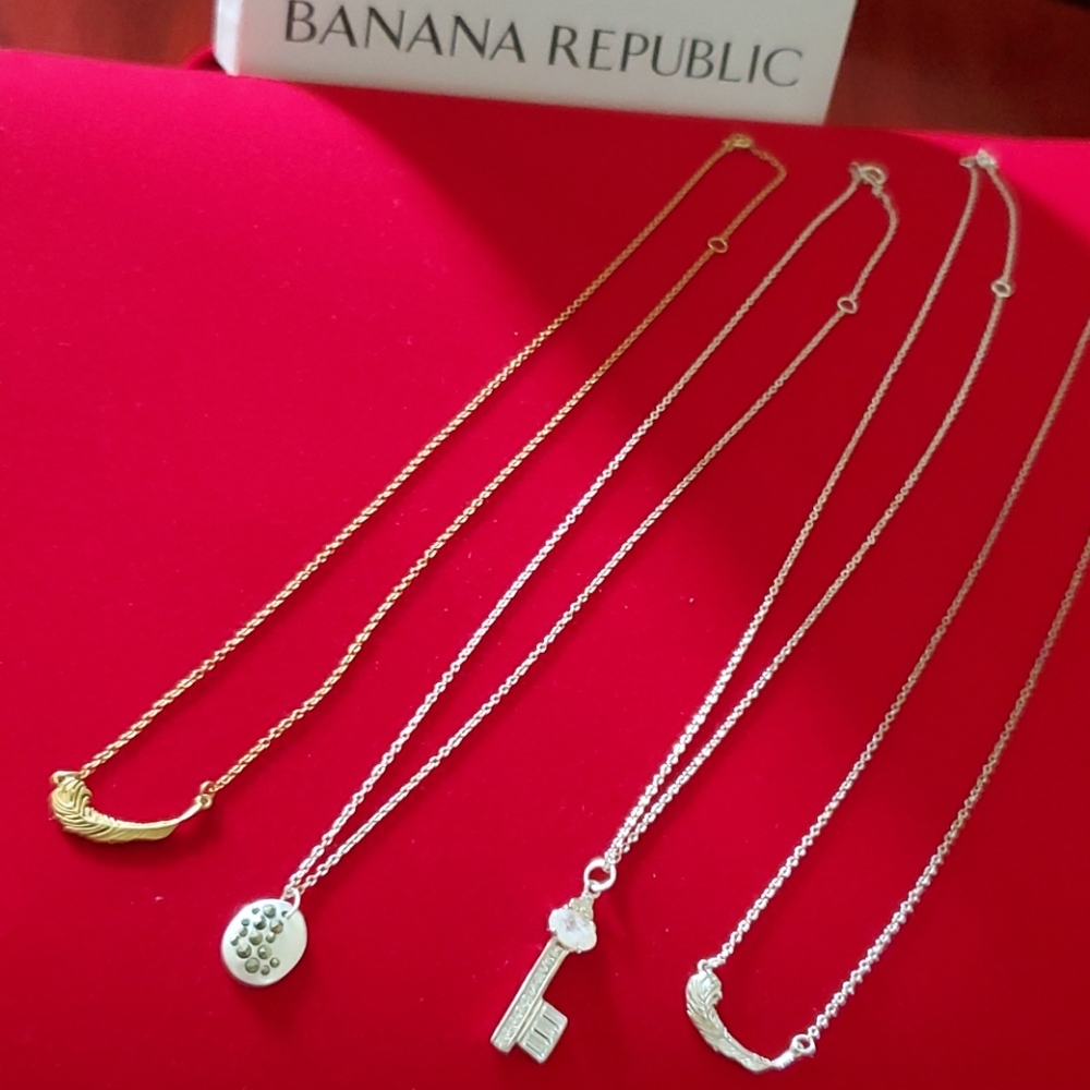 BR necklace 4 sets